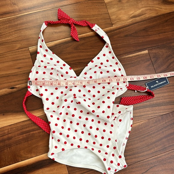 ISLAND COMPANY ONE PIECE BATHING SUIT SIZE XSMALL WHITE W/RED POLKA DOTS NEW - Picture 8 of 8
